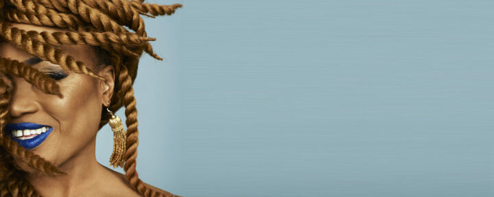 2019.04.11-OumouSangaré_long2©Benoit_Peverelli