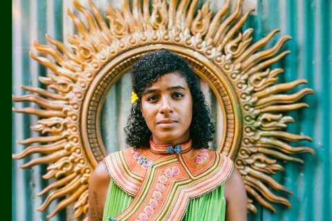 LEYLA-MCCALLA-800×534