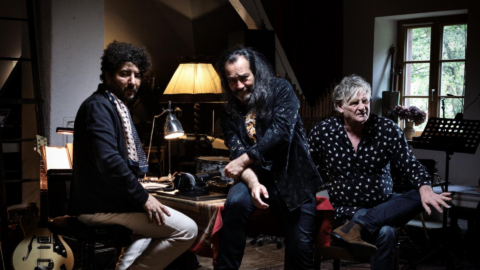 A LA UNE – SITE INTERNET