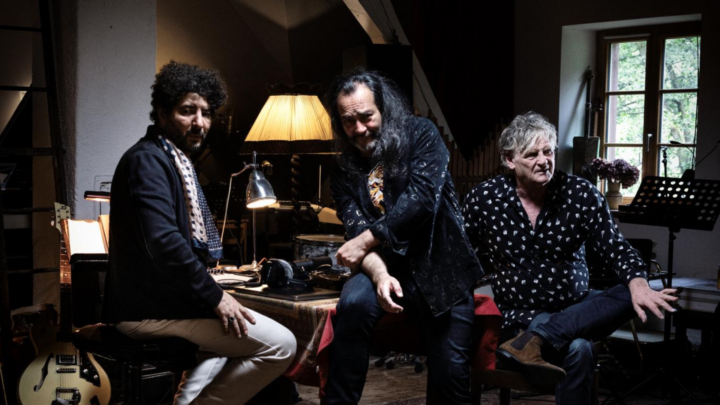 A LA UNE – SITE INTERNET